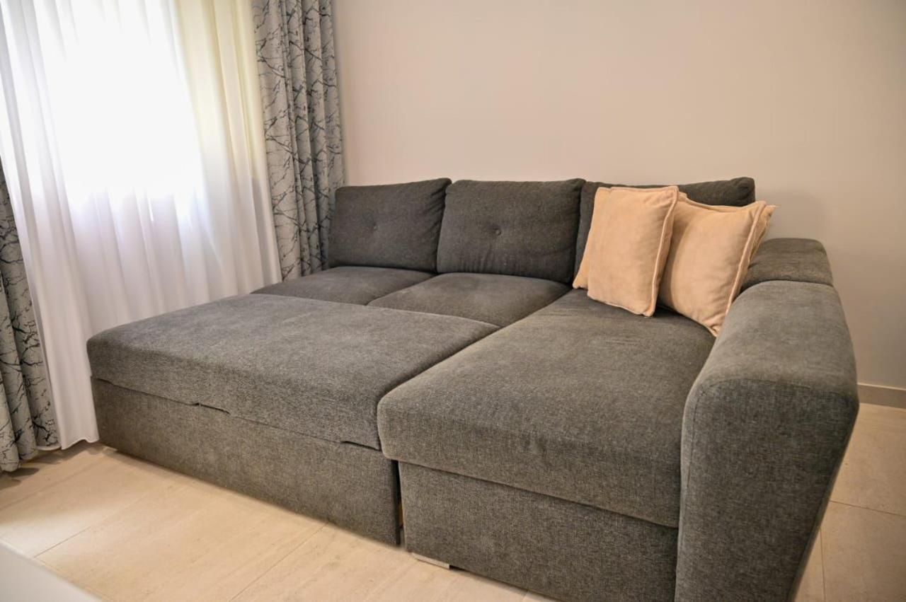 Andi Apartments Durres Exterior photo